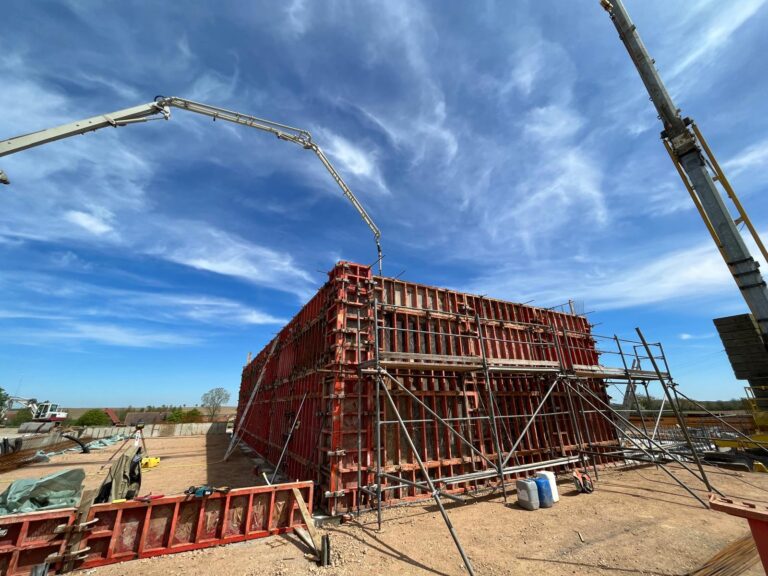 Bau von Maschinenhalle