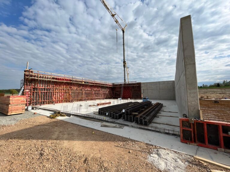 Bau von Maschinenhalle